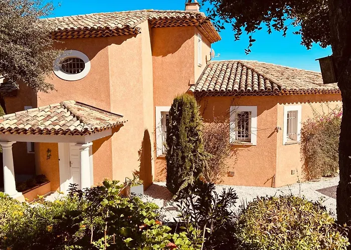 Le Golf Willa Sainte-Maxime