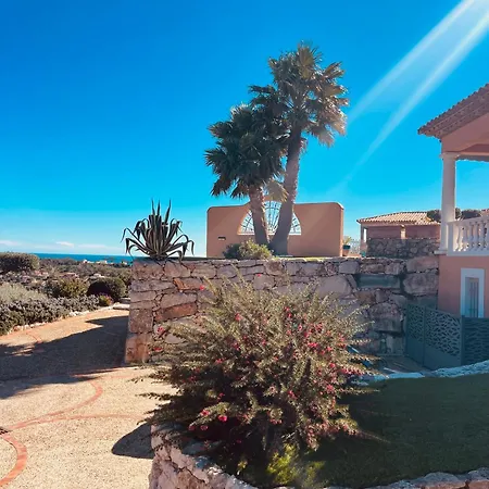 Le Golf Villa *